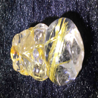 泰晶皮丘挂坠 规格30*18*13mm 重量 10.55克 编码 92202604