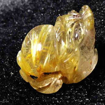 泰晶皮丘挂坠 规格/mm 重量 11.97克 编码 92202632