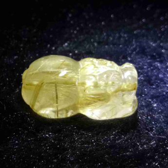泰晶皮丘挂坠 规格25.5*15*9mm 重量 6.41克 编码 92202638