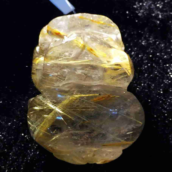 泰晶皮丘挂坠 规格/mm 重量 13.42克 编码 92202642