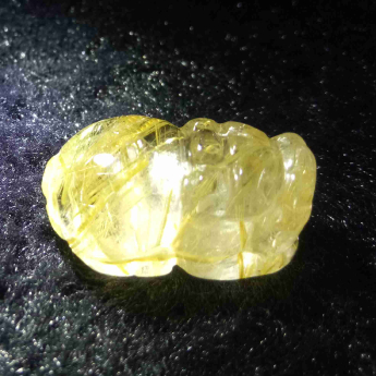 泰晶皮丘挂坠 规格27*12*12mm 重量 // 编码 92202684