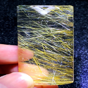 冰种金发晶梯形无字牌挂坠（100#白） 规格48*22mm 重量 19.48克 编码 19000045