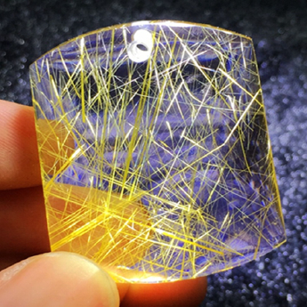 冰种金发晶梯形无字牌挂坠（90#白） 规格33*22mm 重量 15.04克 编码 19000050