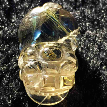 泰晶皮丘挂坠（大） 规格/mm 重量 21.75克 编码 92251985