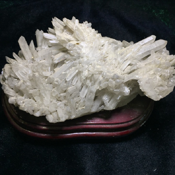 白晶簇 规格// 重量 // 编码 22003569