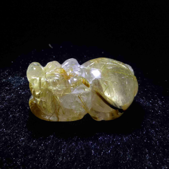 泰晶皮丘挂坠 规格35*20*15mm 重量 /克 编码 92202727