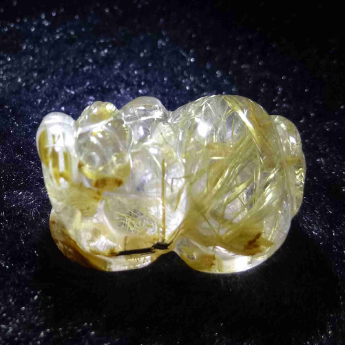 泰晶皮丘挂坠 规格/mm 重量 11.89克 编码 92202765
