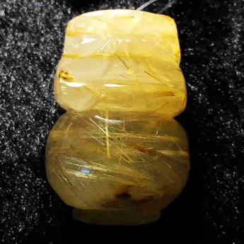 泰晶皮丘挂坠 规格3.8×2×1.7mm 重量 23.04克 编码 92202780