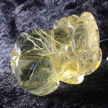 发晶皮丘挂坠 规格42*25*16mm 重量 28.91克 编码 92202848