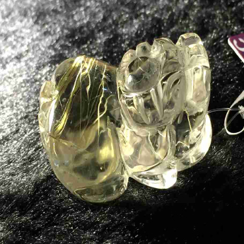 发晶皮丘挂坠 规格/mm 重量 23.72克 编码 92202883