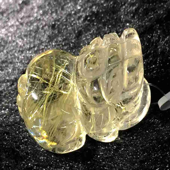 发晶皮丘挂坠 规格/mm 重量 18.61克 编码 92202884