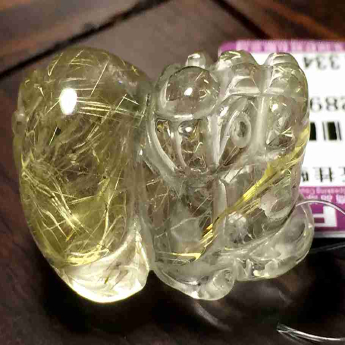 发晶皮丘挂坠 规格/mm 重量 13.34克 编码 92202894