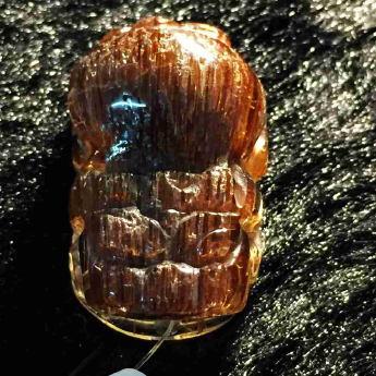 铜顺发皮丘挂坠 规格2.85×1.65×1.3mm 重量 11.11克 编码 92251768