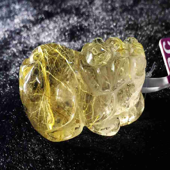 发晶皮丘挂坠 规格/mm 重量 21.95克 编码 92202921