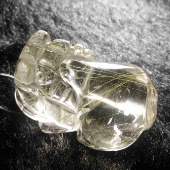 发晶皮丘挂坠 规格/mm 重量 19.42克 编码 92202931