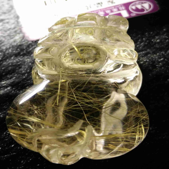 发晶皮丘挂坠 规格/mm 重量 20.49克 编码 92202949