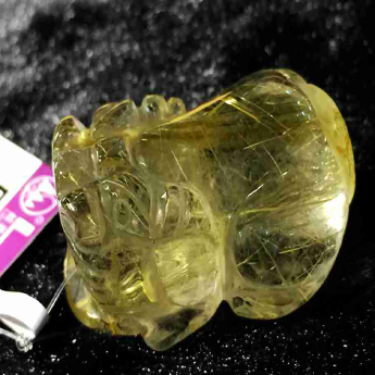 发晶皮丘挂坠 规格/mm 重量 15.12克 编码 92202952