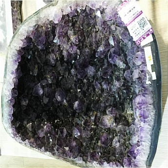 紫晶簇(水精宫殿）规格13.14重量13.14公斤编号10002357