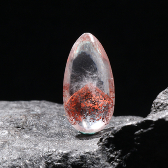 幽灵水滴形挂坠(红运当头) 规格18*7.5*5mm 重量 2.32克 编码 82200306