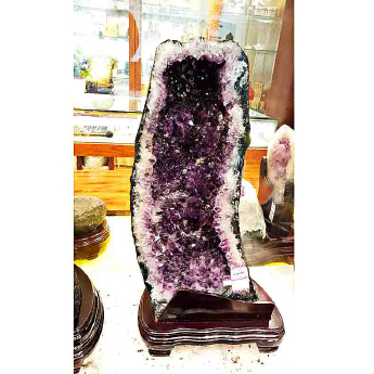紫晶洞 规格55*21*14cm 重量 8.2千克 编码 11002170