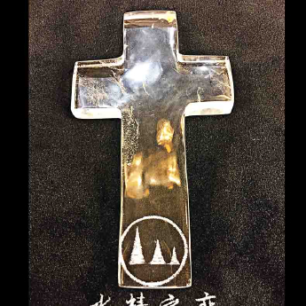 白晶十字架摆件(小) 规格(长12.5*宽8.8）cm 重量 // 编码 92101457