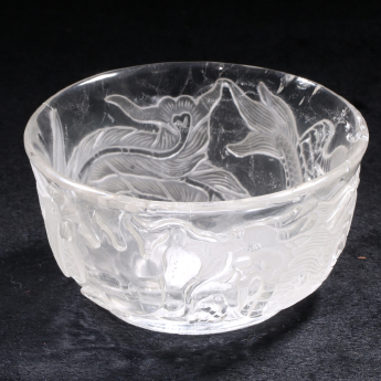白晶雕刻龙水晶碗规格7*11*8重量编号39077387