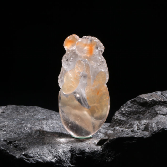 兔毛特色挂坠 规格38*18*12mm 重量 13.57克 编码 93000411