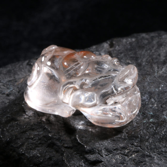 兔毛特色挂坠 规格15*22mm 重量 // 编码 93000478
