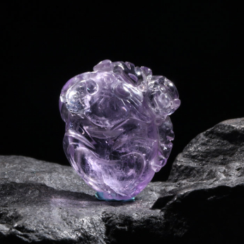 紫晶特色挂坠 规格23*28mm 重量 // 编码 93000428