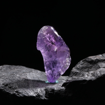 紫晶特色挂坠 规格18*34mm 重量 // 编码 93000907