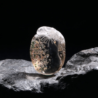 幽灵特色挂坠 规格22*32mm 重量 // 编码 93000543