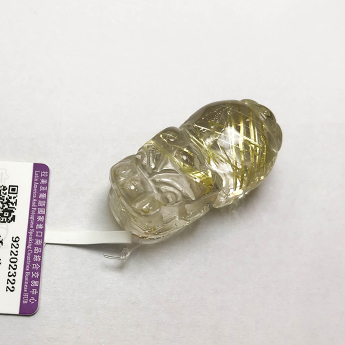 泰晶皮丘挂坠 规格32*17*15mm 重量 14.9克 编码 92202322