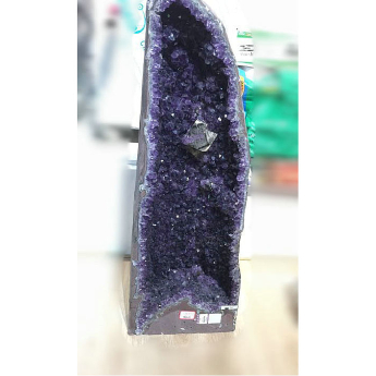 紫晶洞(水精宫殿)规格宽23高73厚15CM重量编号17003171