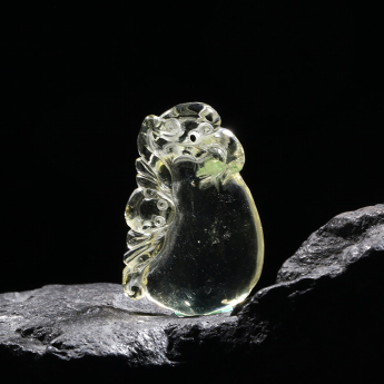 黄晶特色挂坠 规格22*34mm 重量 // 编码 93000027