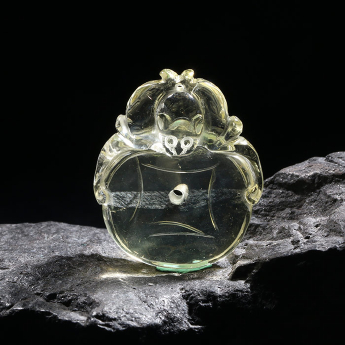 黄晶特色挂坠 规格30*36mm 重量 // 编码 93000096
