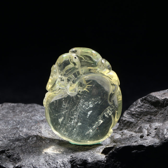 黄晶特色挂坠 规格25*32mm 重量 // 编码 93000495