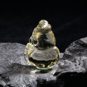 黄晶特色挂坠 规格21*30mm 重量 // 编码 93000615