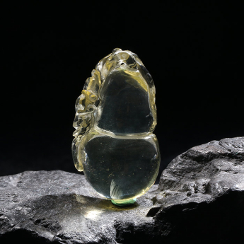 黄晶特色挂坠 规格26*46mm 重量 // 编码 93000658