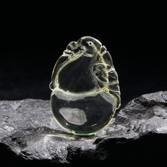 黄晶特色挂坠 规格28*40mm 重量 // 编码 93000752