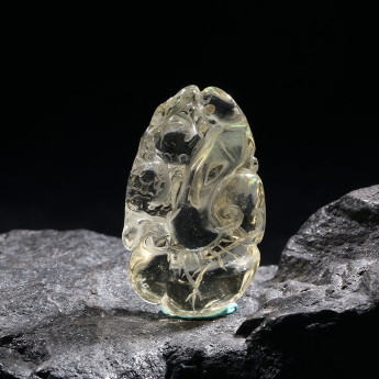 黄晶特色挂坠 规格19*33mm 重量 // 编码 93000753