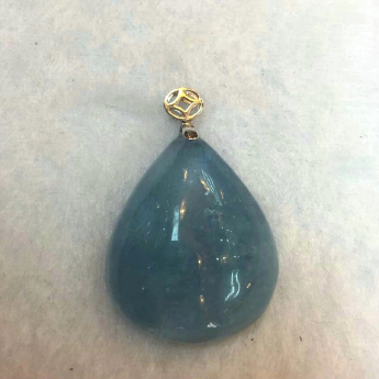 18K白金镶嵌海蓝宝水滴形挂坠（中） 规格// 重量 // 编码 92108520