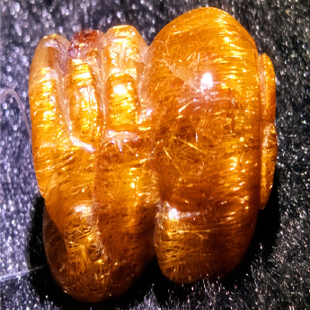 铜顺发皮丘挂坠 规格30*18*15mm 重量 14.67克 编码 92251815