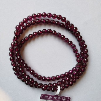 紫红石榴石圆形手串规格4.5重量25g编号92109316