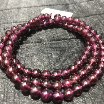 紫红石榴石圆形手串规格5.5重量37.5g编号92109318