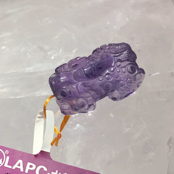 紫晶皮丘挂坠 规格20*12.5*10mm 重量 3.86克 编码 19002044