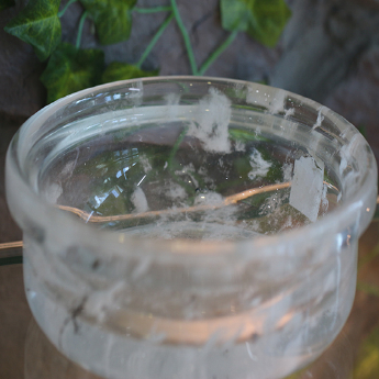 原石水晶锅 规格21*9cm 重量 // 编码 35204033