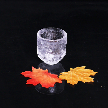 原石水晶杯(带盒) 规格5*6cm 重量 // 编码 35102923