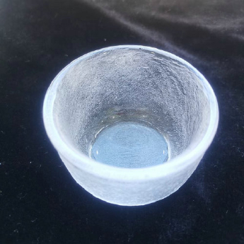 原石水晶冰烧杯(磨砂) 规格口径6.5高4.5cm 重量 编号35102649