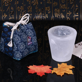 原石水晶磨砂花瓶 规格// 重量 // 编码 35102932