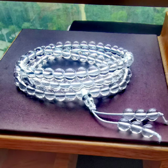 白晶佛珠手串（3圈） 规格6mm 重量 // 编码 82101161